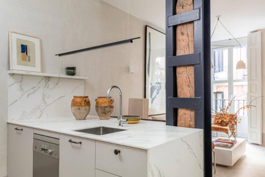 Apartamento Exclusivo En Neptuno Apartment Madrid Exterior photo
